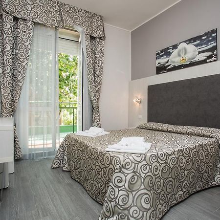 Albergo Ristorante Pozzi Bellaria-Igea Marina Eksteriør billede