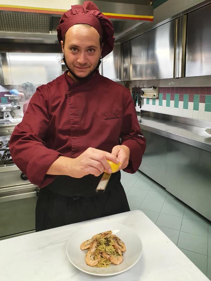 Albergo Ristorante Pozzi Bellaria-Igea Marina Eksteriør billede