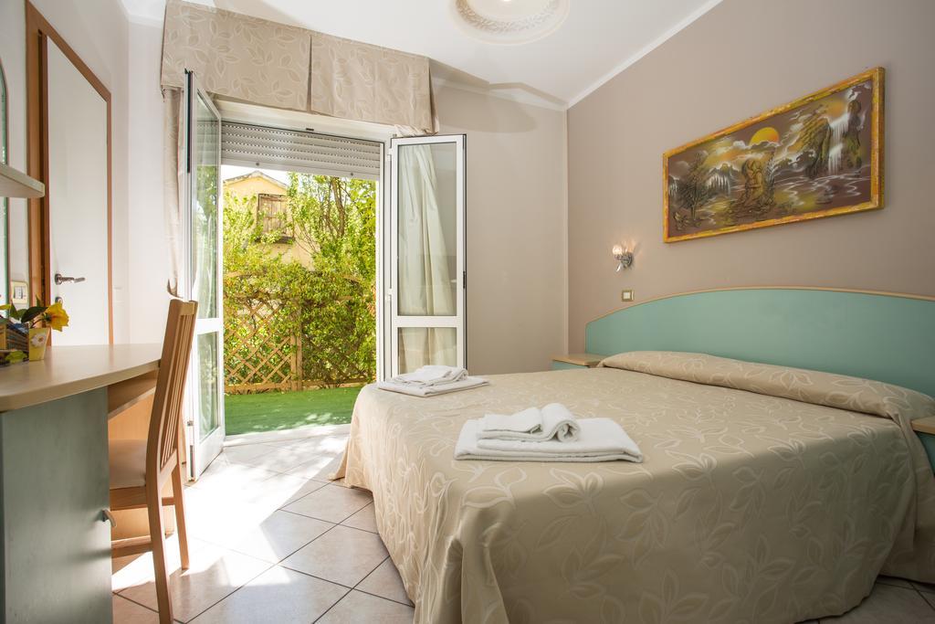 Albergo Ristorante Pozzi Bellaria-Igea Marina Eksteriør billede