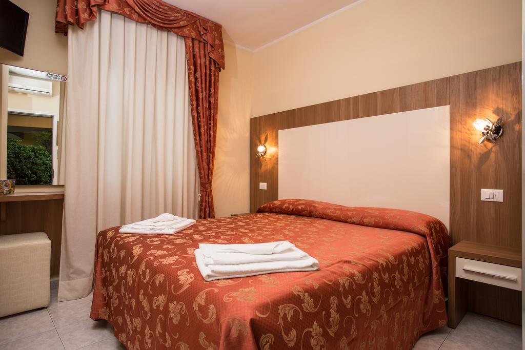 Albergo Ristorante Pozzi Bellaria-Igea Marina Eksteriør billede