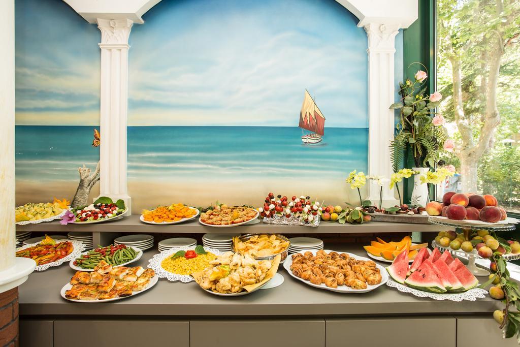 Albergo Ristorante Pozzi Bellaria-Igea Marina Eksteriør billede