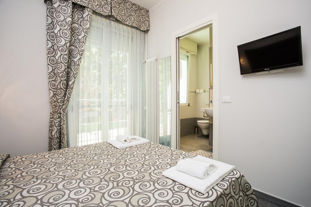 Albergo Ristorante Pozzi Bellaria-Igea Marina Eksteriør billede